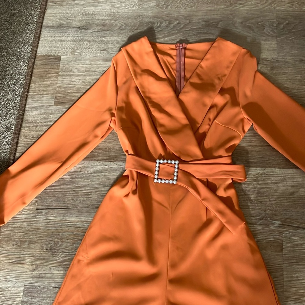 Elegant Orange Jumpsuit with Belted Waist - Picture 2 of 9